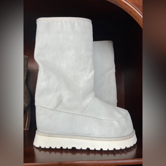 MM6 Titanium Grey Lug Tread Suede Round Toe Moon Snow Boot Size 40 - Picture 10 of 17